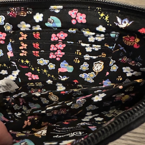Vera Bradley Disney Snow White RFID Convertible Wristlet NWT - Picture 6 of 8